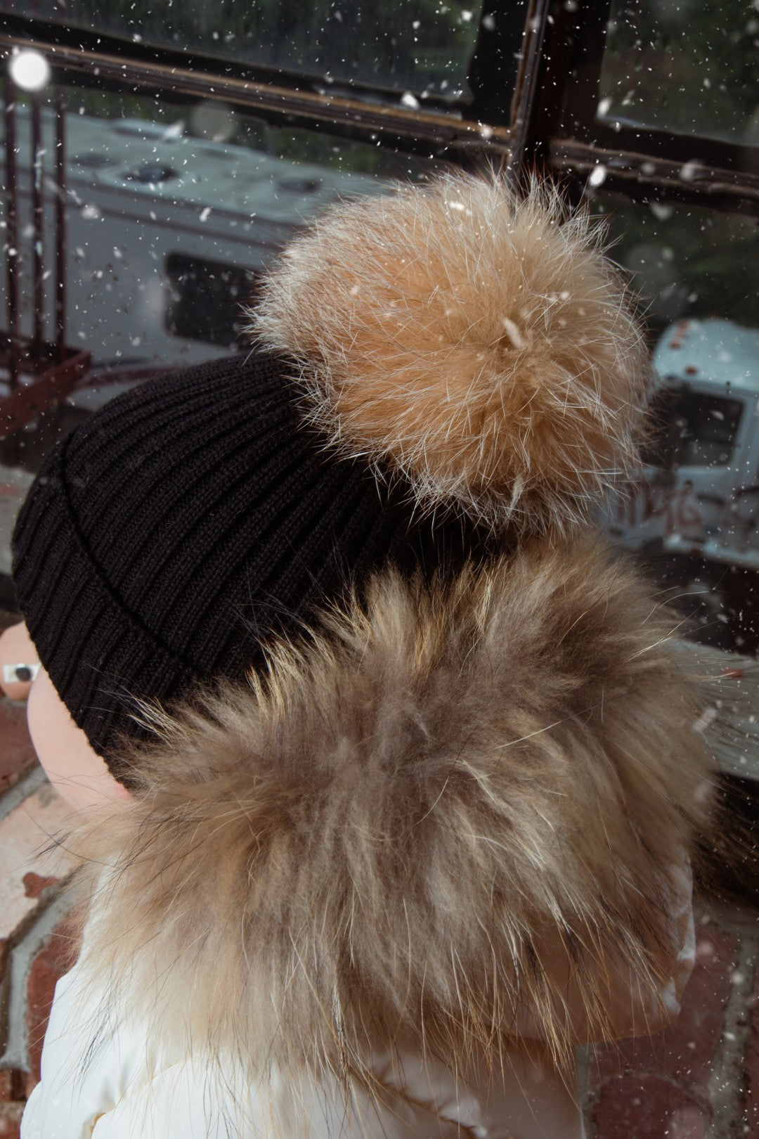 Ellabee Wool White Fox Fur Pom Pom Hat Black