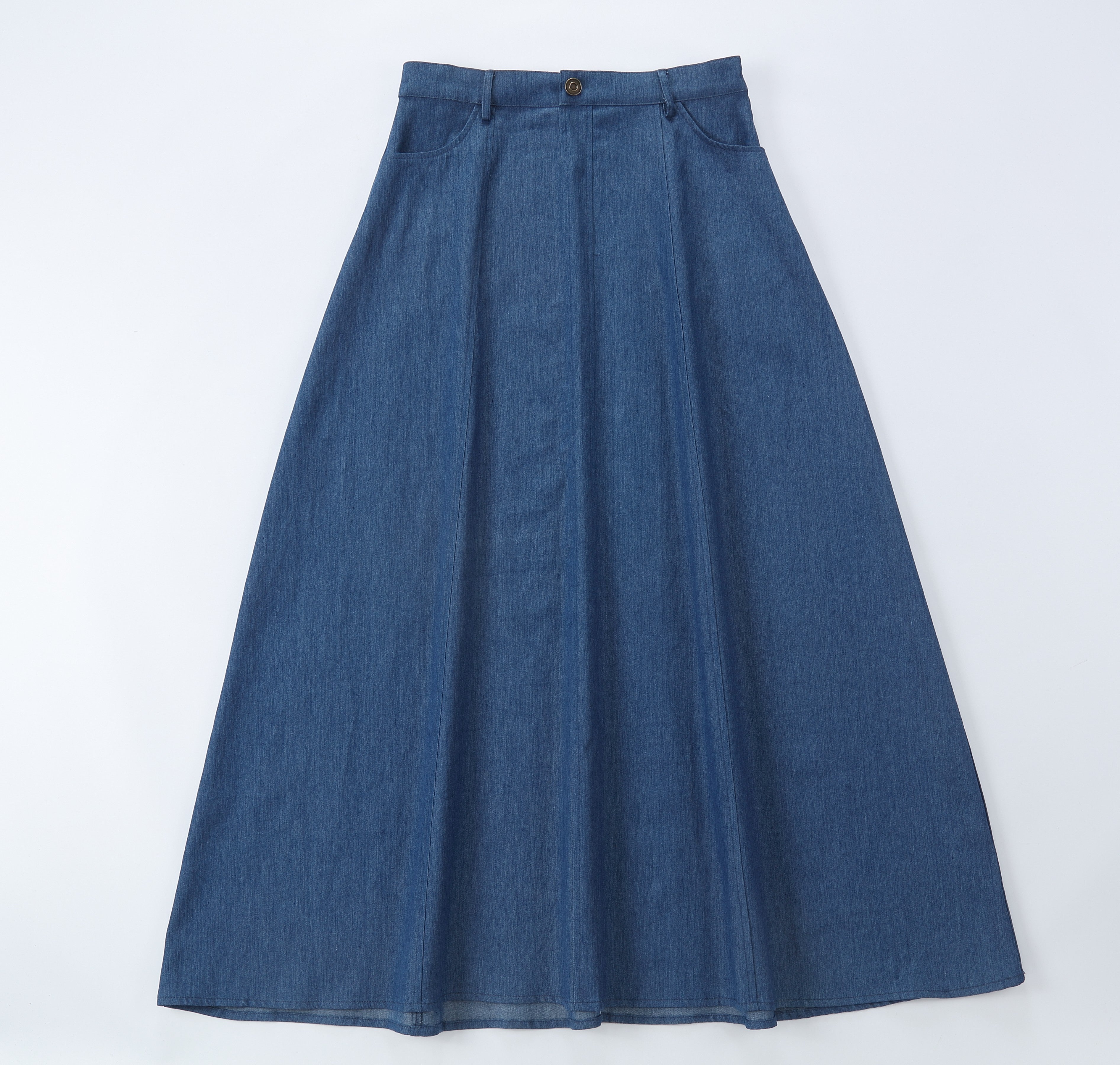 Duet Medium Denim Pocketed Skirt