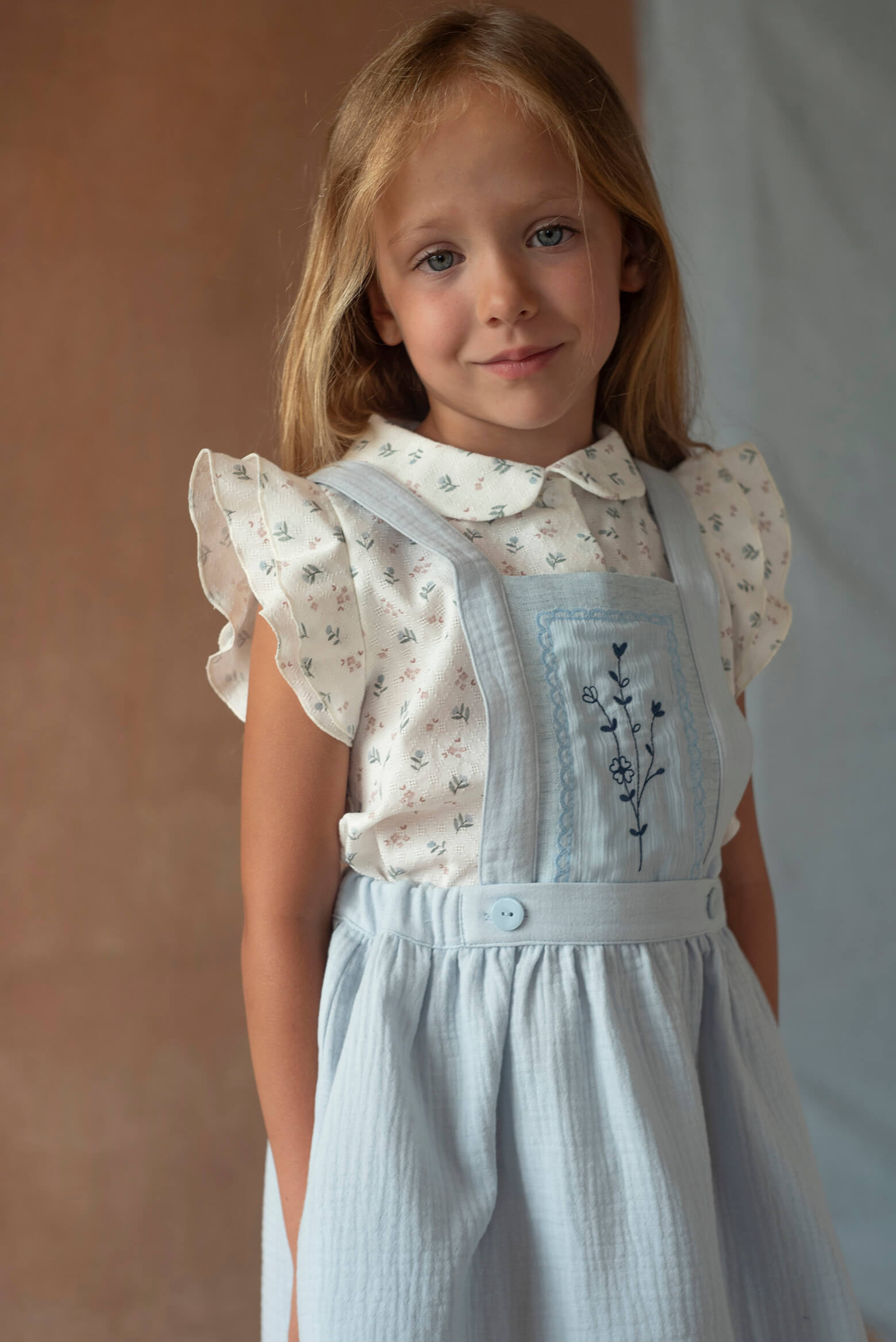 Popelin Blue Short Skirt with Embroidered Bid