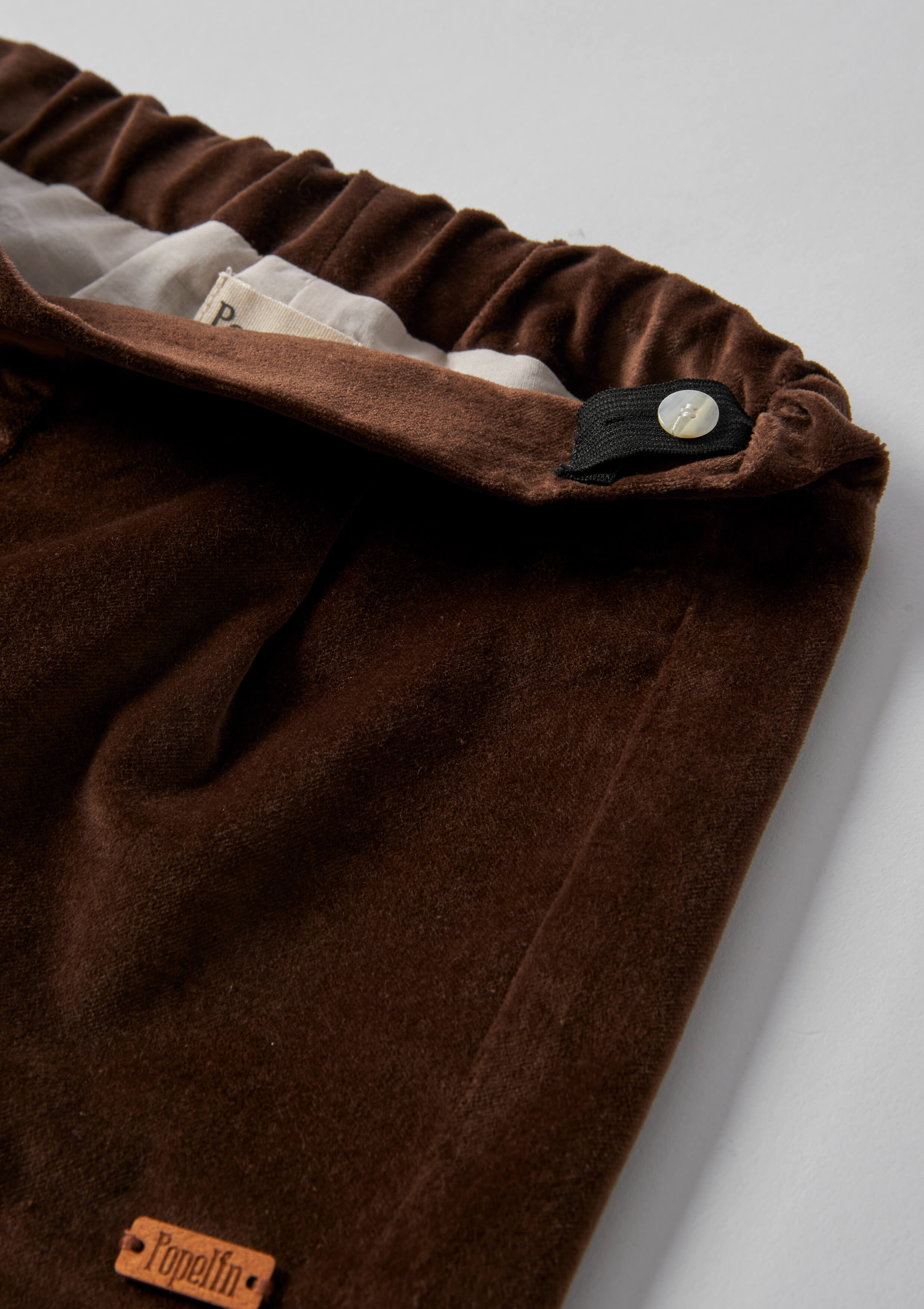 Popelin Brown Velvet Shorts With Darts