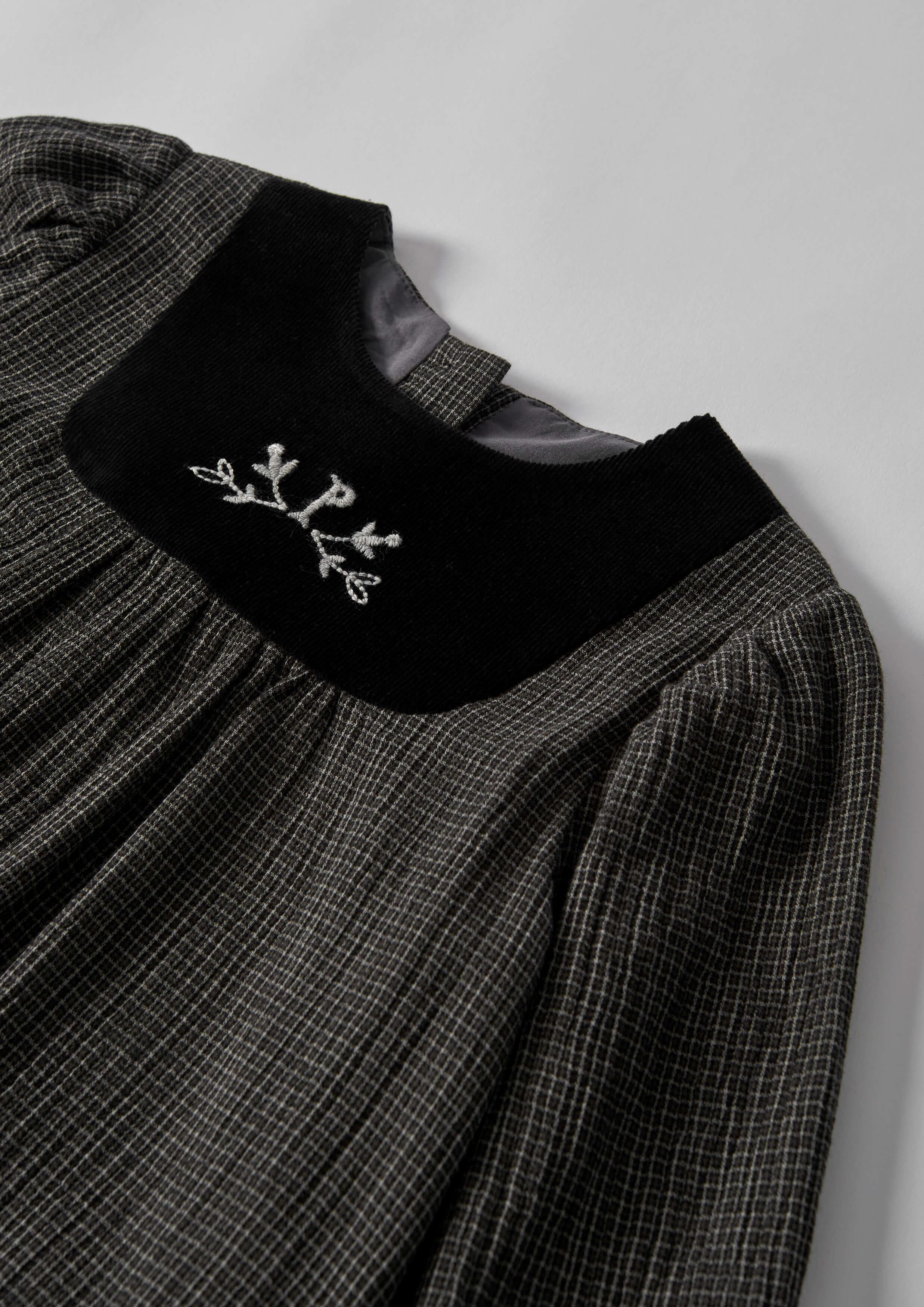 Popelin Girls Black Gingham Short Dress With Embroidered Yoke