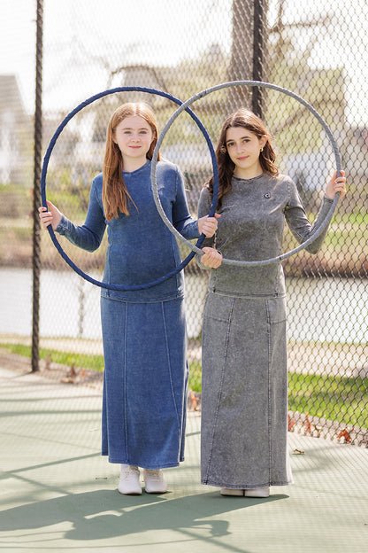 Duet Grey Wash V-neck Tee