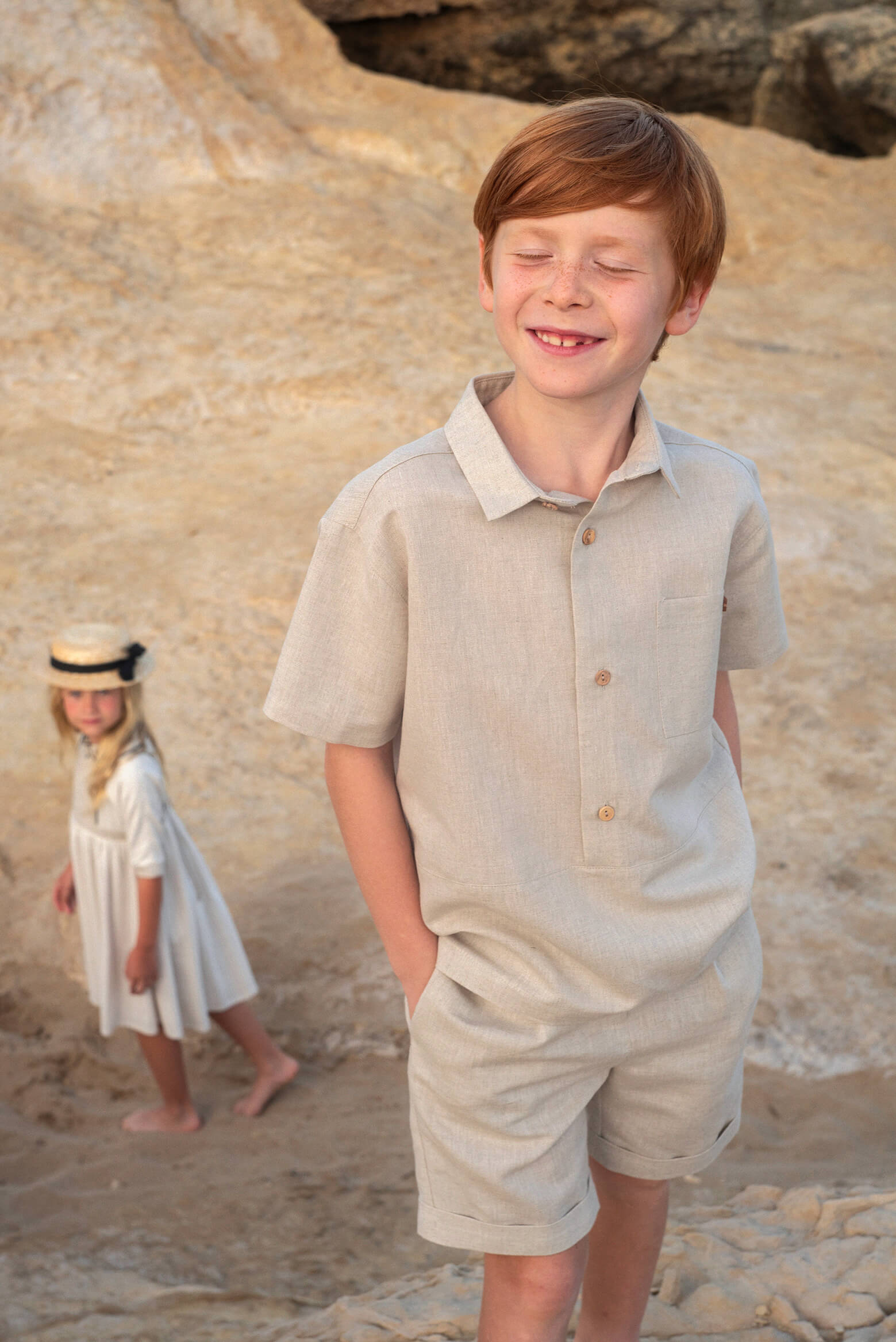 Popelin Sand Linen Shirt with Collar