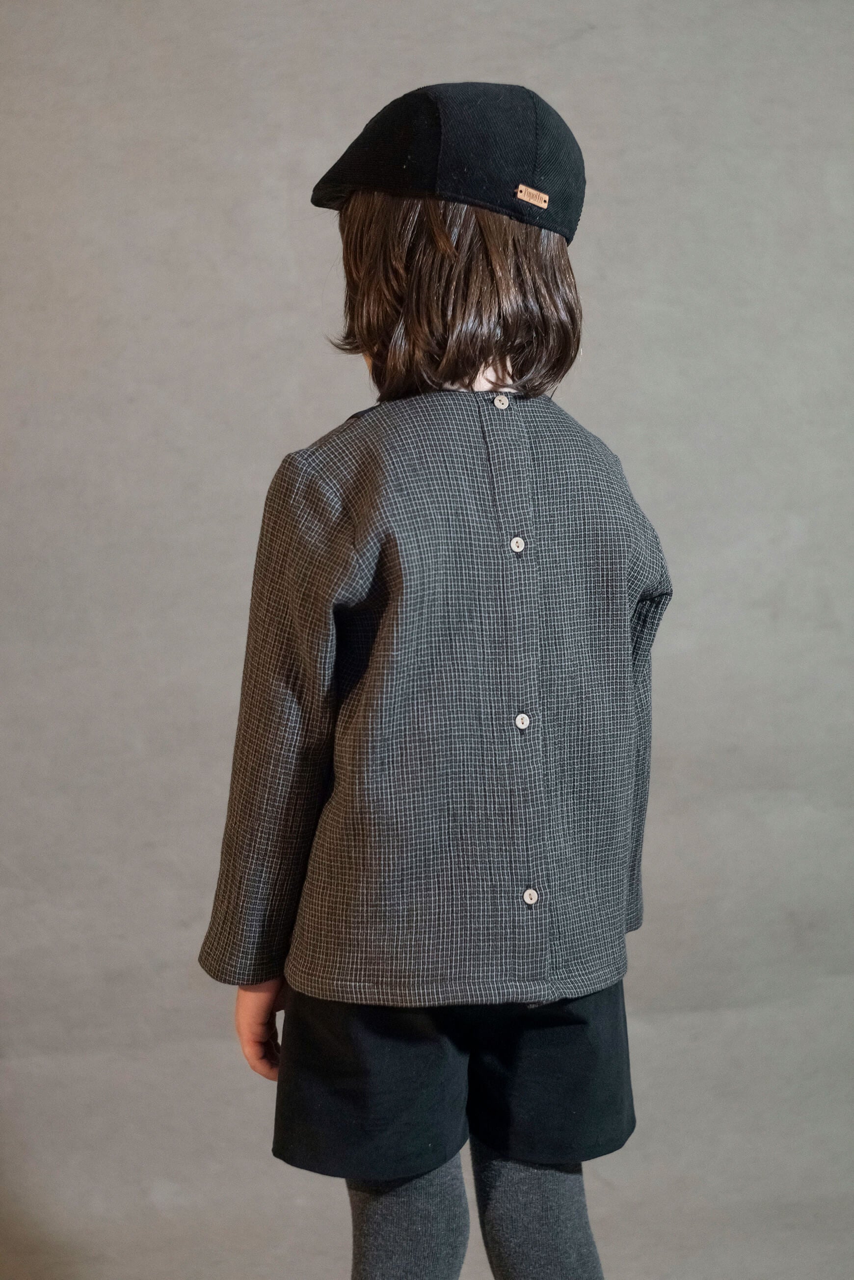 Popelin Black Velvet Shorts With Darts
