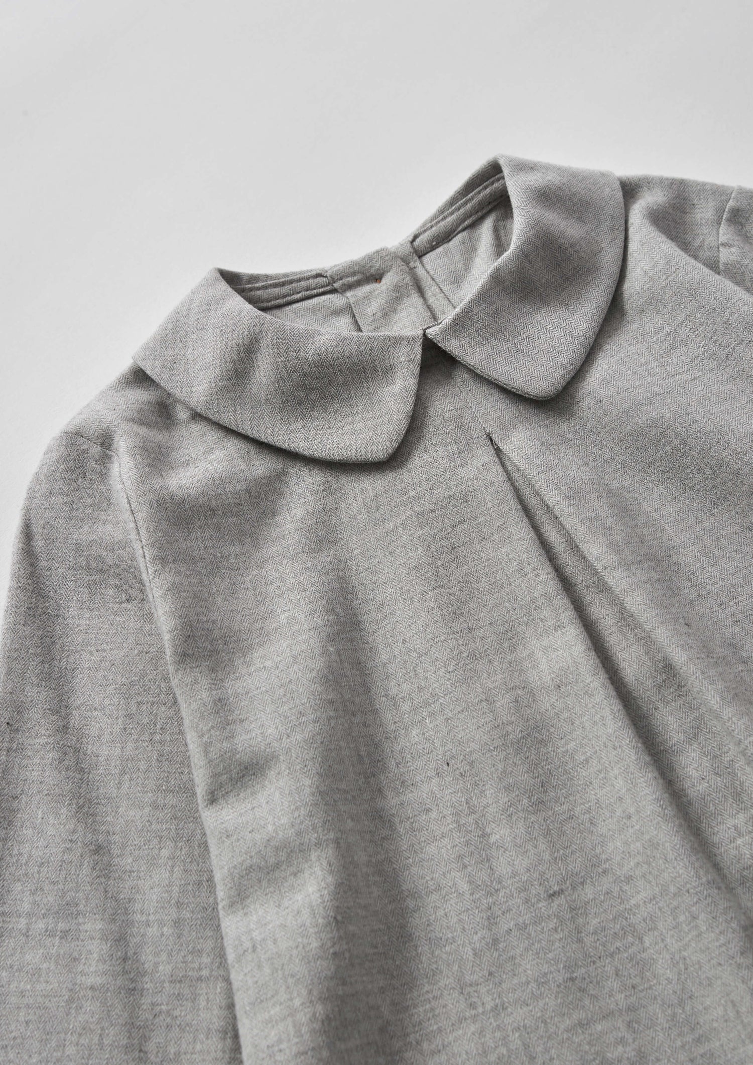 Popelin Light Grey Top With Pleat