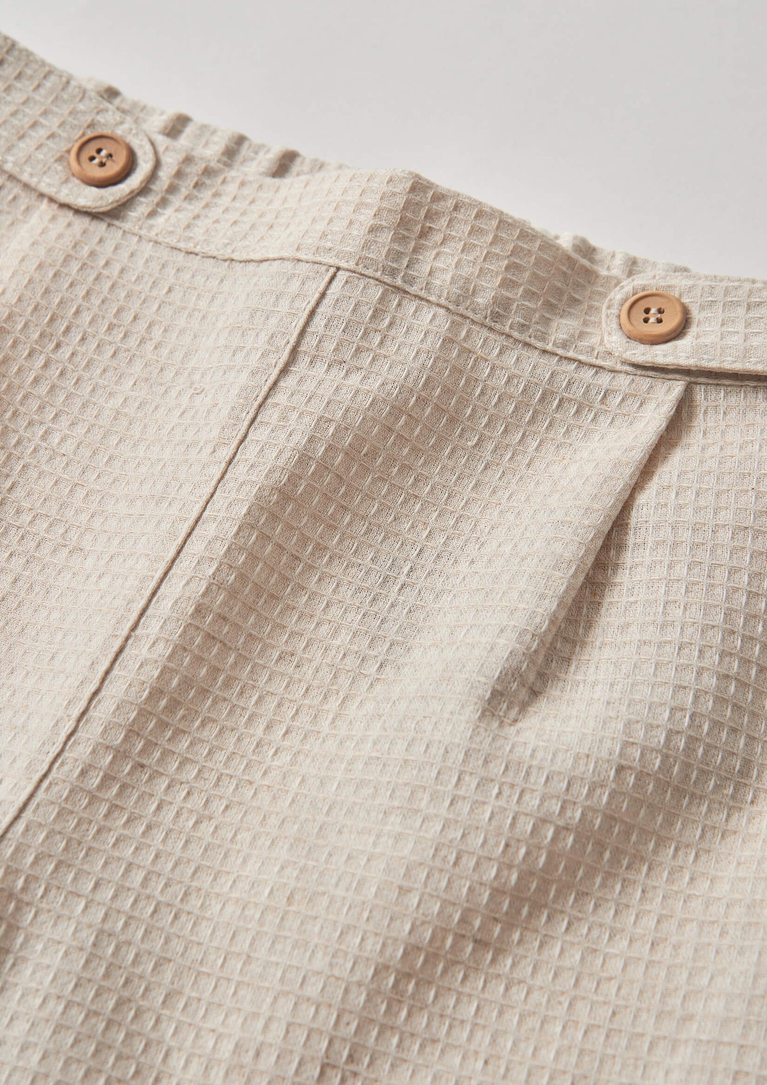 Popelin Sand Waffle Fabric Bermuda Shorts with Turn-Ups