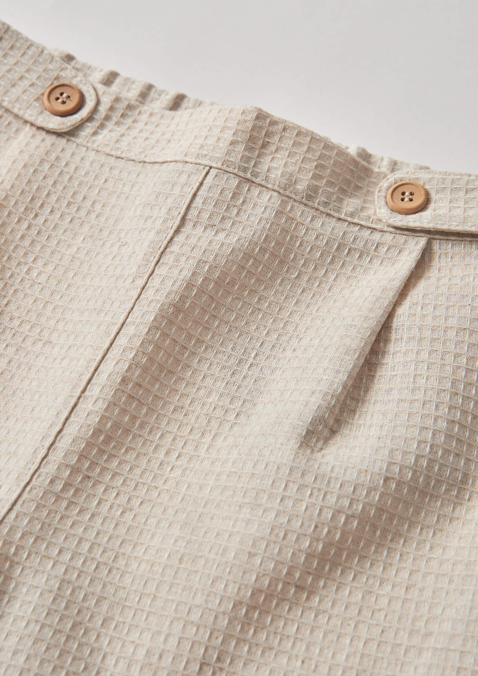 Popelin Sand Waffle Fabric Bermuda Shorts with Turn-Ups